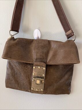 New Y2K Banana Republic Brown Leather Fold-Over Crossbody Studded Buckle